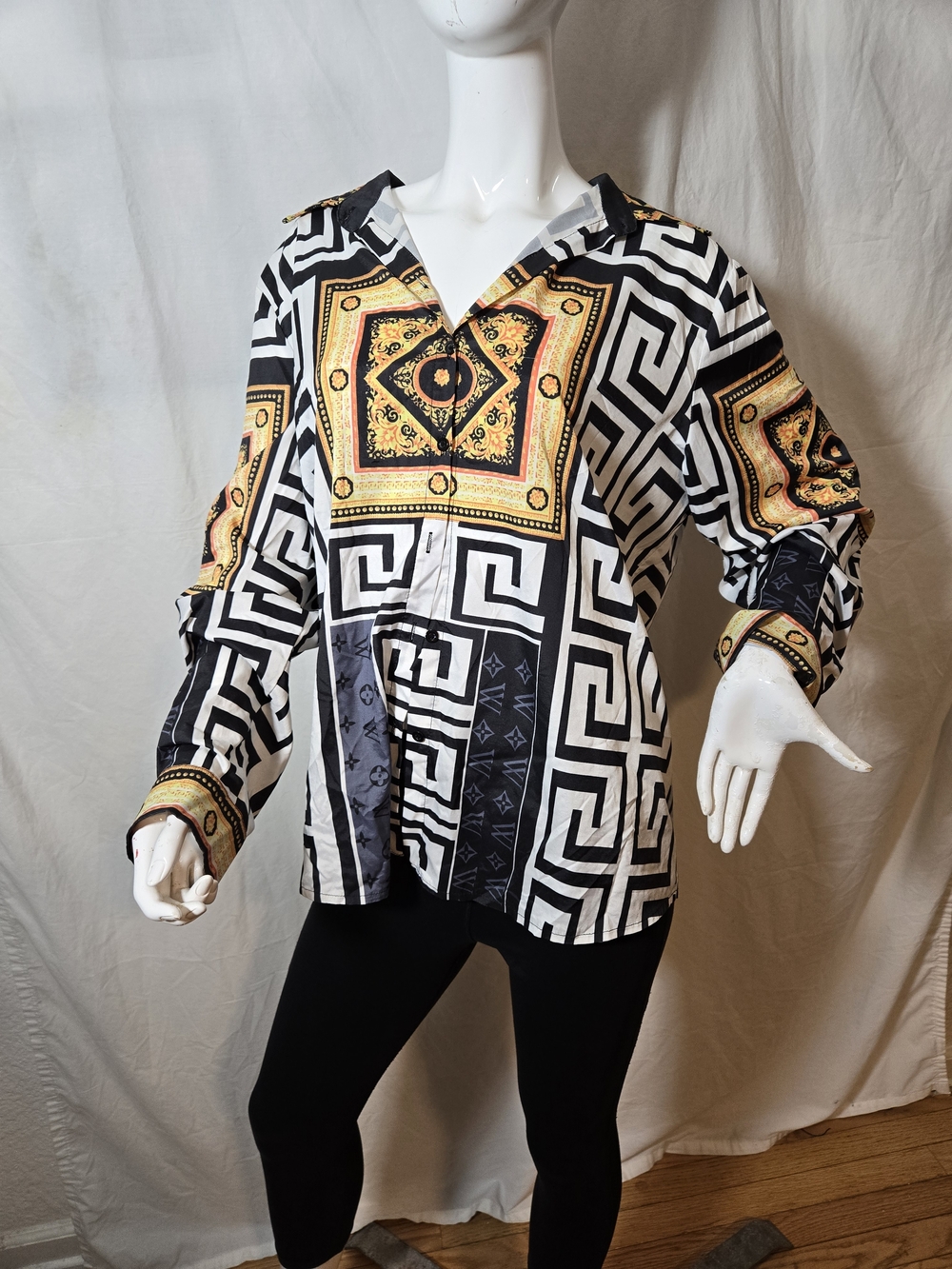 Yoyo 5 ,Black & Gold Geometric-Print Button Down Shirt